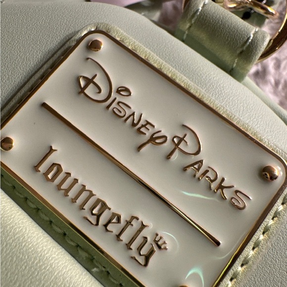 NWT Minnie Bow Mint Sequin Mini Backpack Wristlet Disney Parks Loungefly New - Picture 3 of 9